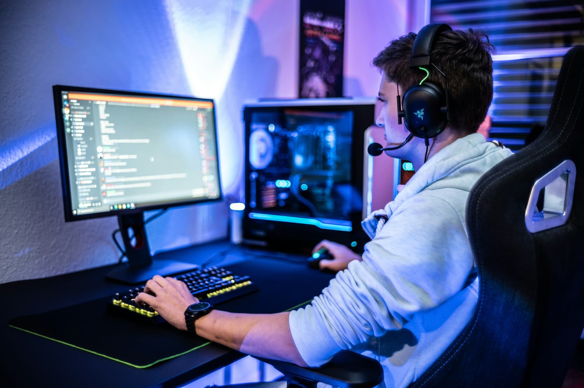 Gaming computer setup